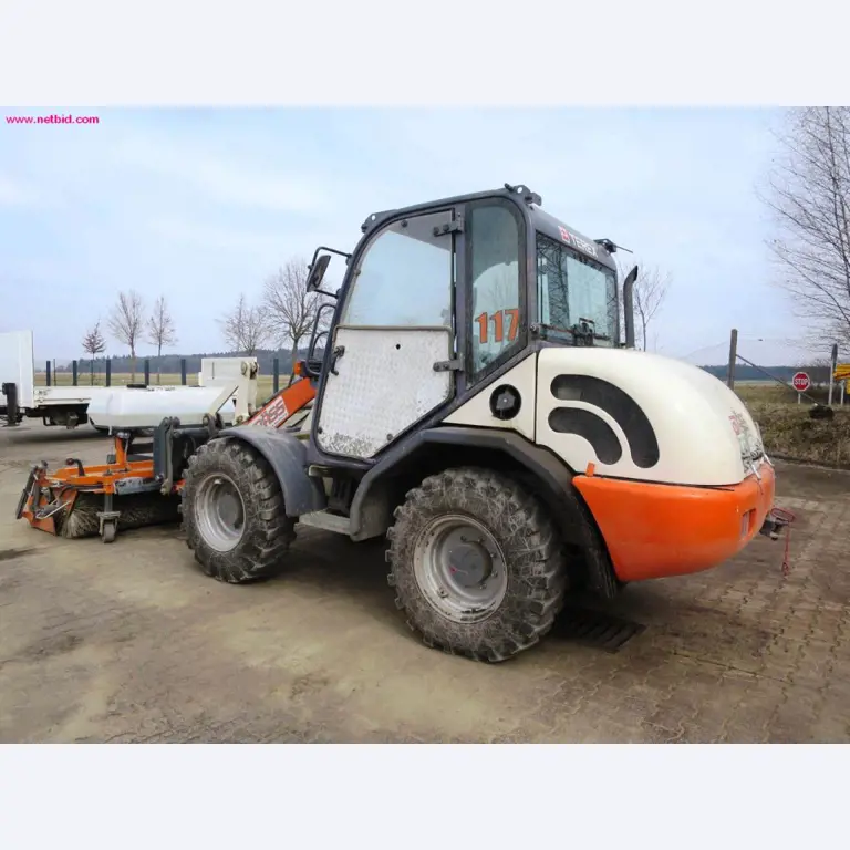 Utility vehicles, agricultural vehicles, construction machinery -4