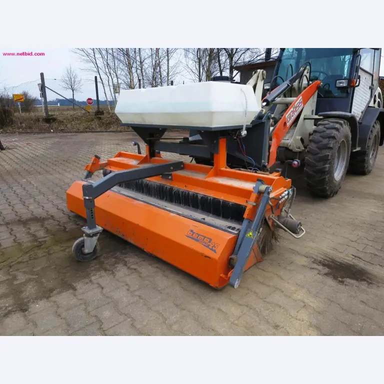 Utility vehicles, agricultural vehicles, construction machinery -2