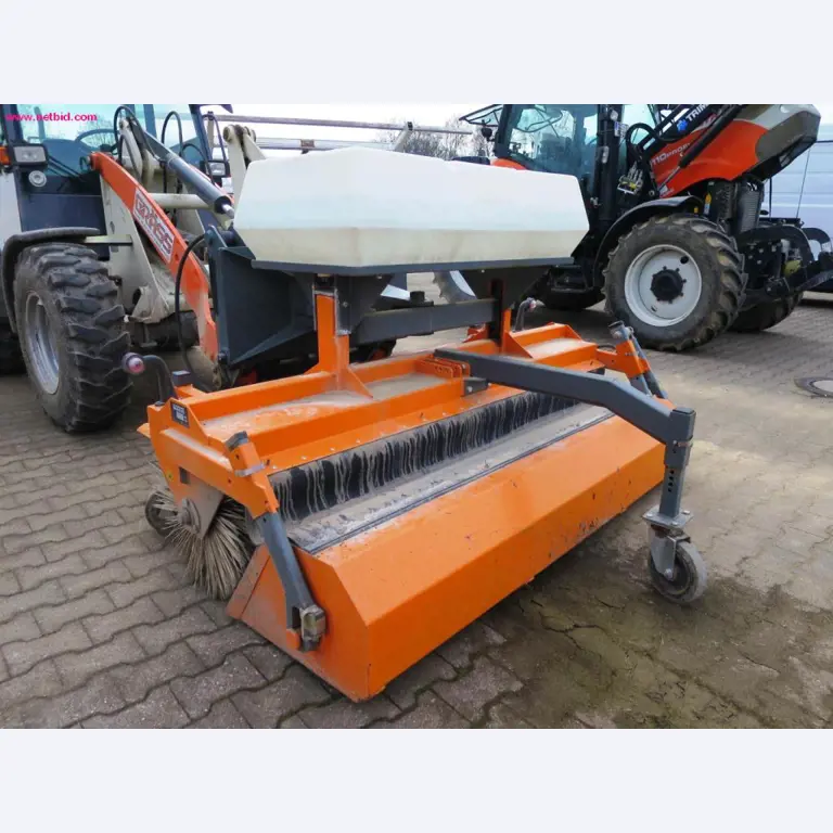 Utility vehicles, agricultural vehicles, construction machinery -4