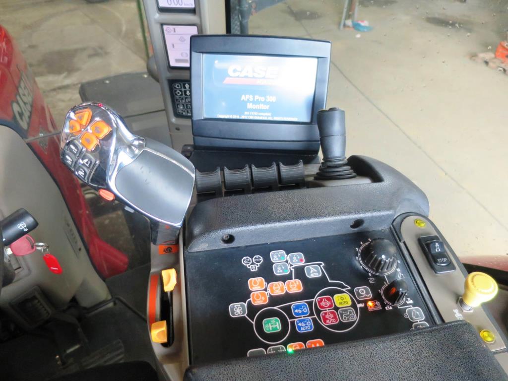 Utility vehicles, agricultural vehicles, construction machinery -11