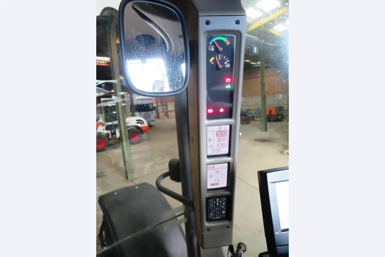 Utility vehicles, agricultural vehicles, construction machinery -12