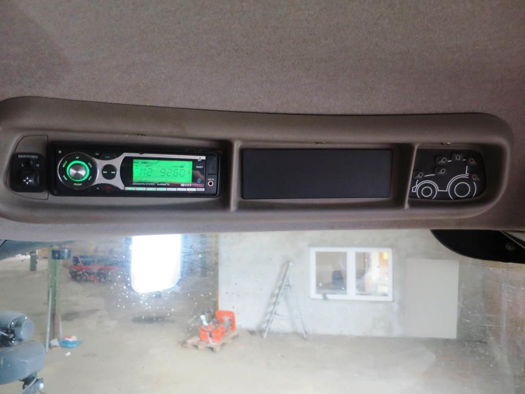 Utility vehicles, agricultural vehicles, construction machinery -13