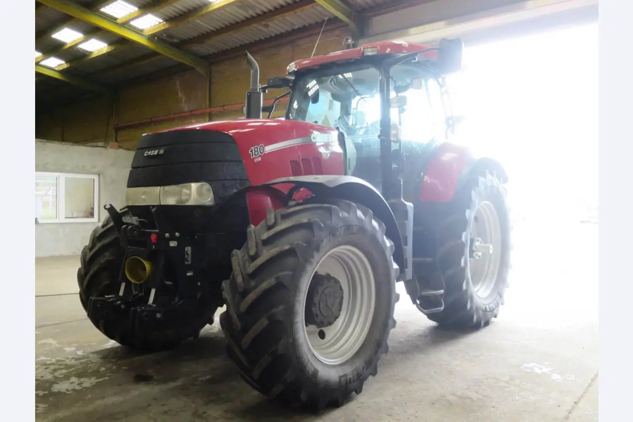 Utility vehicles, agricultural vehicles, construction machinery -1