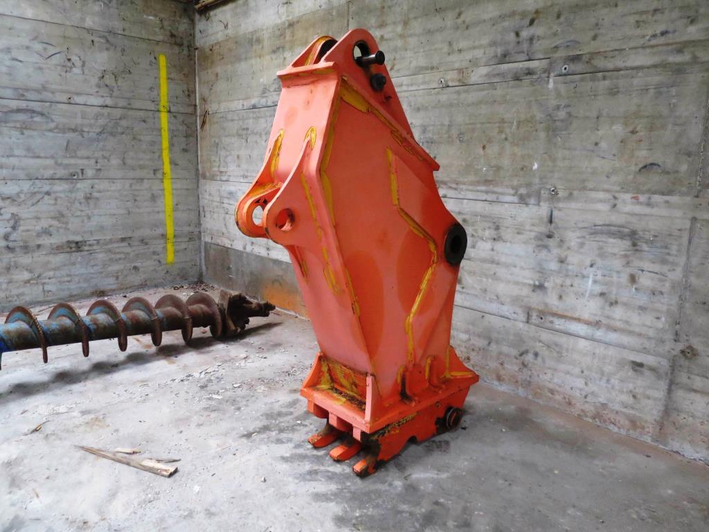 Utility vehicles, agricultural vehicles, construction machinery -10