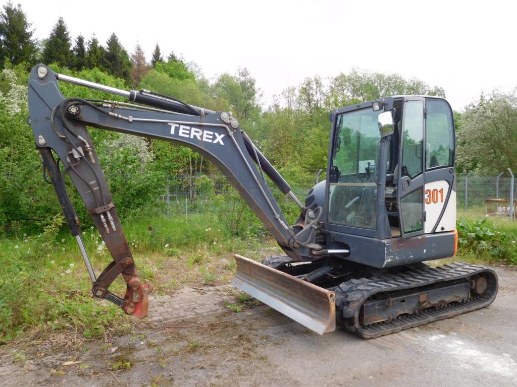 Utility vehicles, agricultural vehicles, construction machinery -2