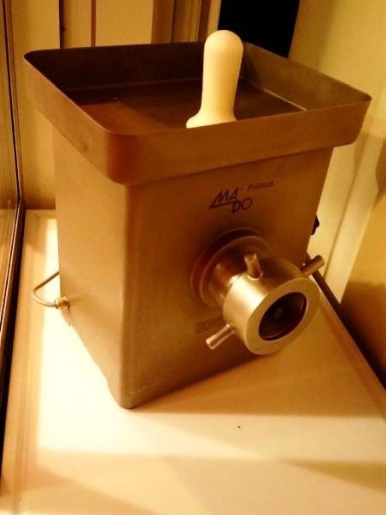 máquinas de talho em bom estado de conservação

-1