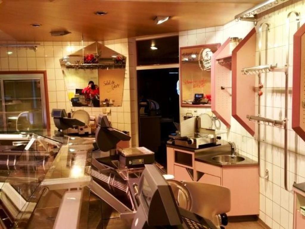 máquinas de talho em bom estado de conservação

-10