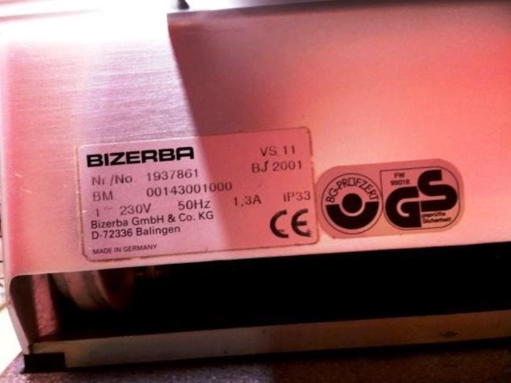 dobro vzdrževani mesarski stroji

-2