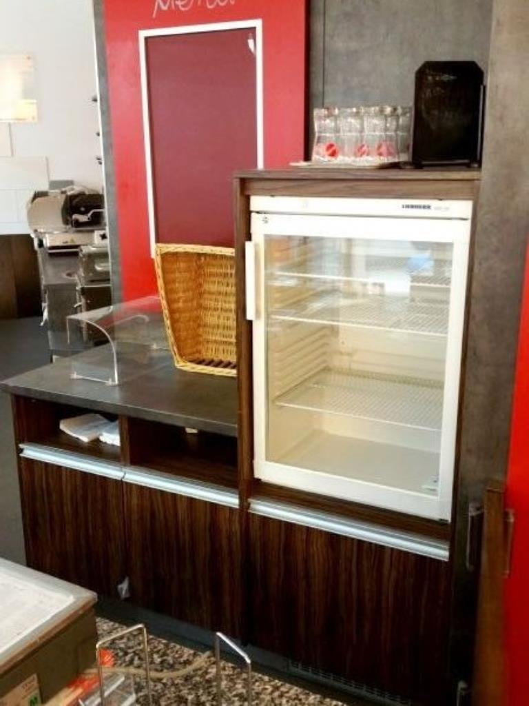 dobro vzdrževani mesarski stroji

-9