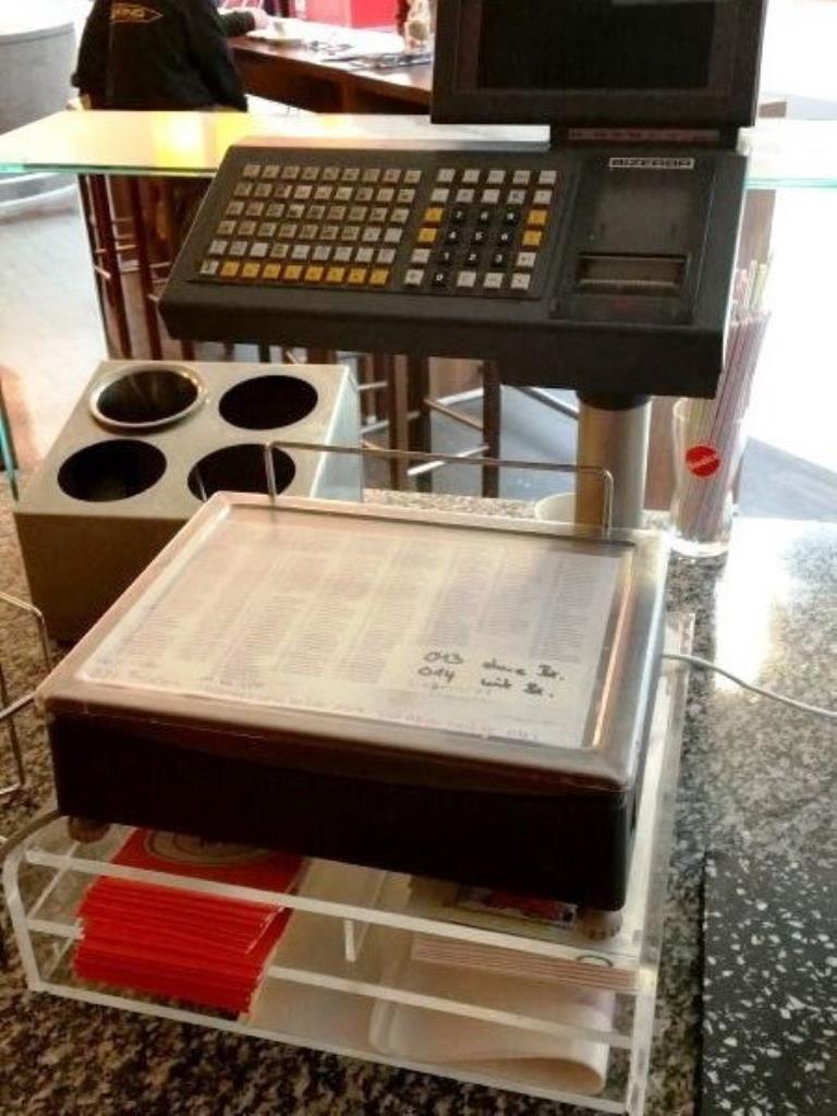 máquinas de talho em bom estado de conservação

-1