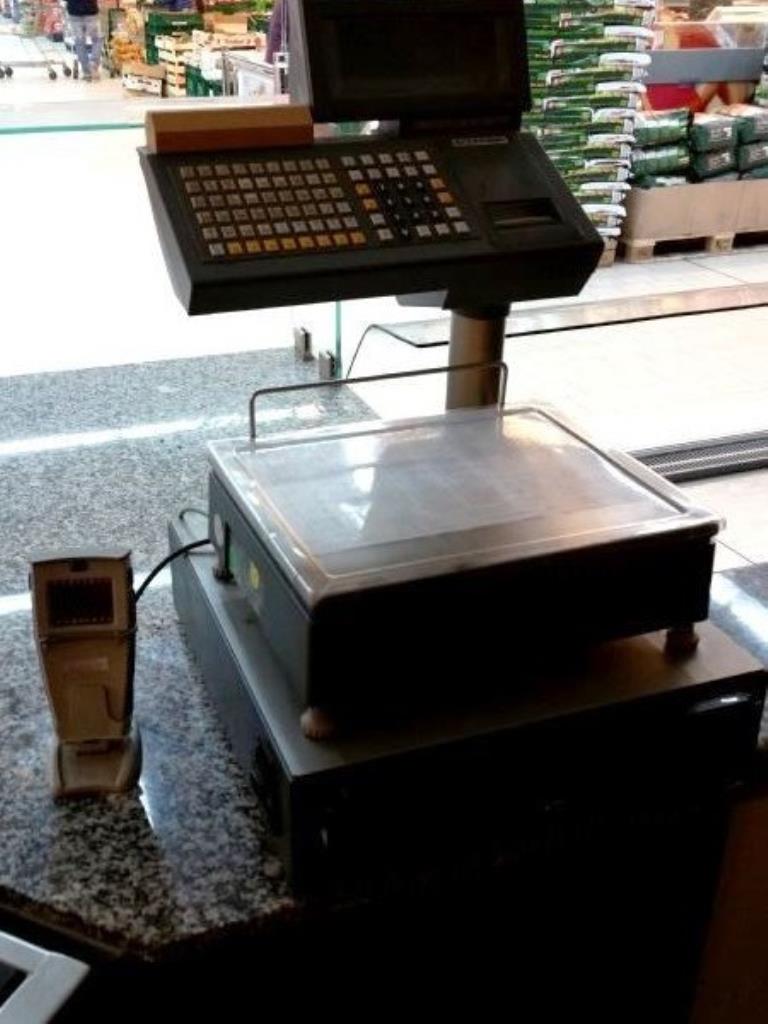 máquinas de talho em bom estado de conservação

-2