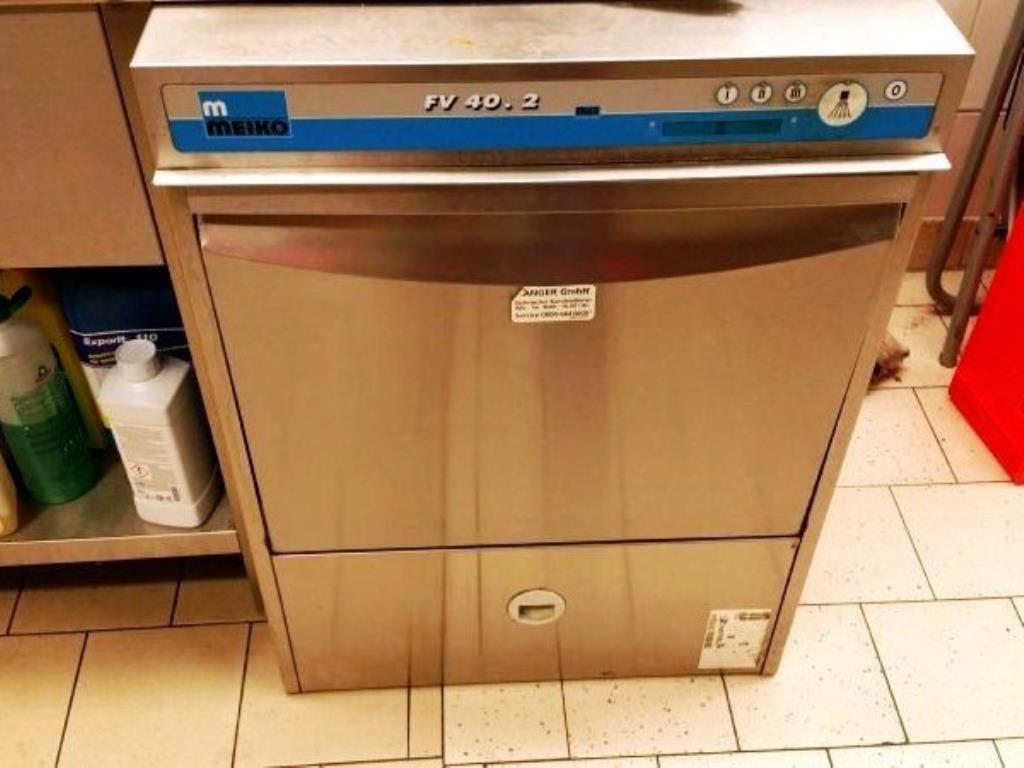 dobro vzdrževani mesarski stroji

-1