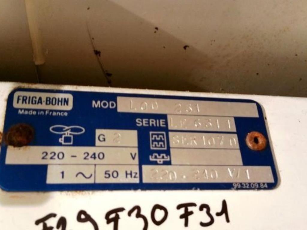 dobro vzdrževani mesarski stroji

-2