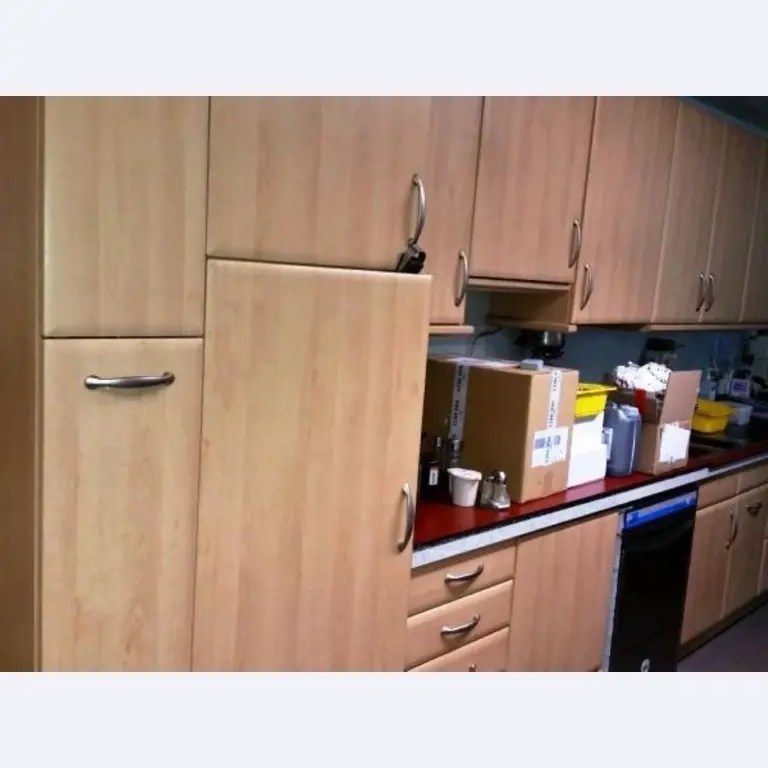 dobro vzdrževani mesarski stroji
-1