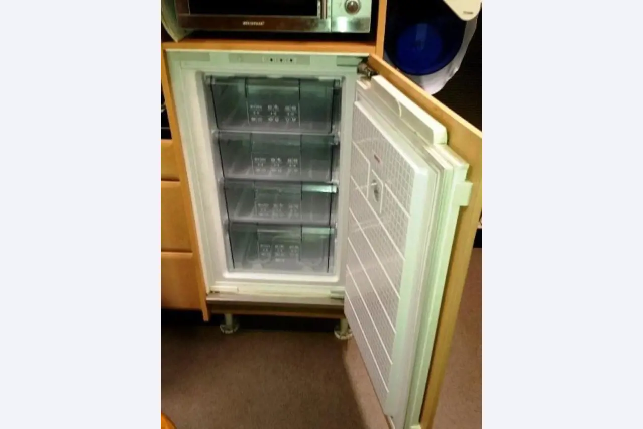 dobro vzdrževani mesarski stroji
-3