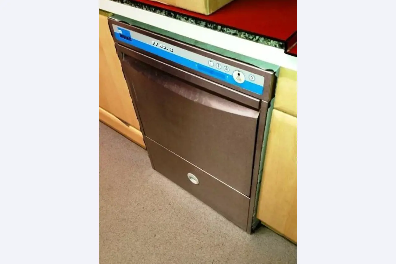 dobro vzdrževani mesarski stroji
-4