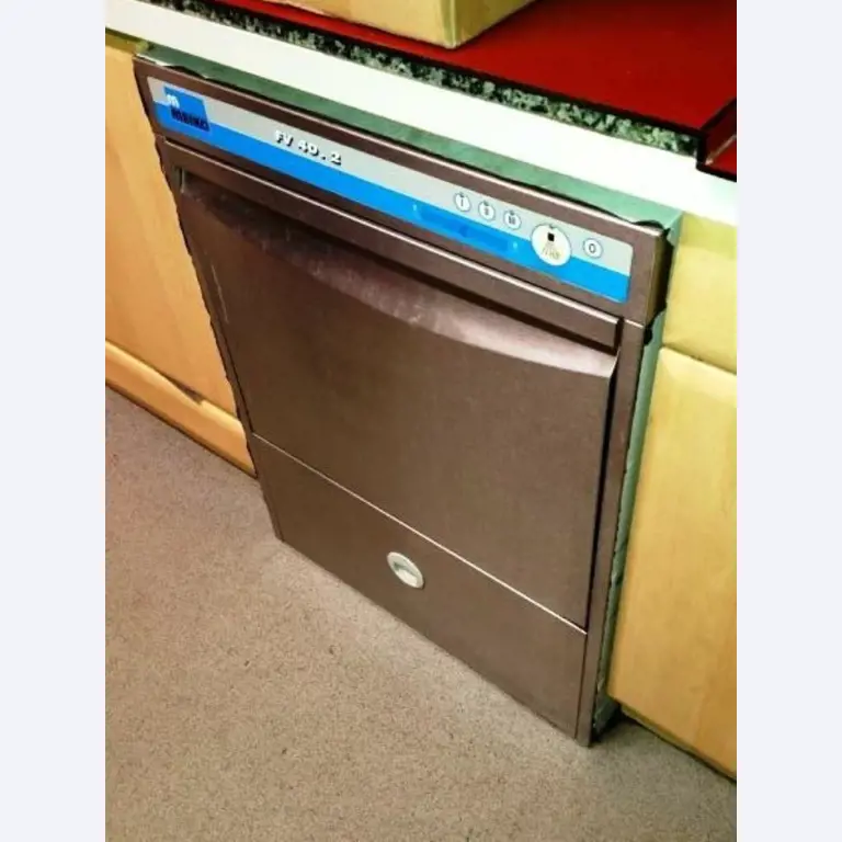 dobro vzdrževani mesarski stroji
-4