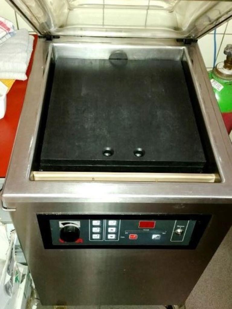 máquinas de talho em bom estado de conservação

-2