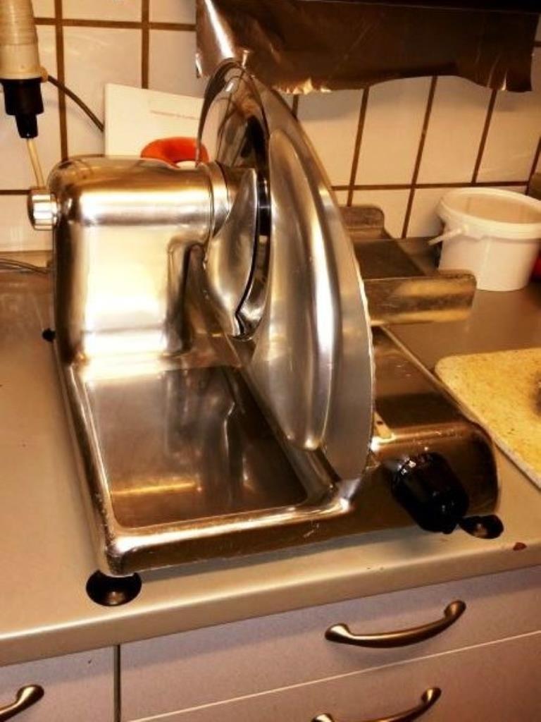 máquinas de talho em bom estado de conservação

-1