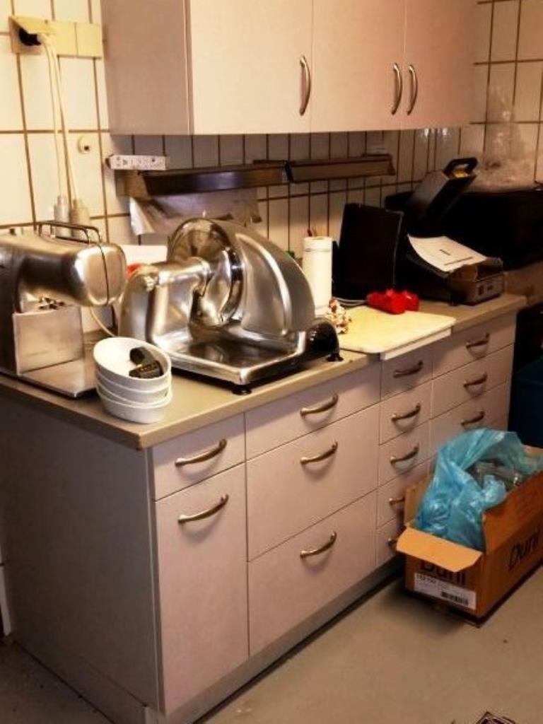 máquinas de talho em bom estado de conservação

-1