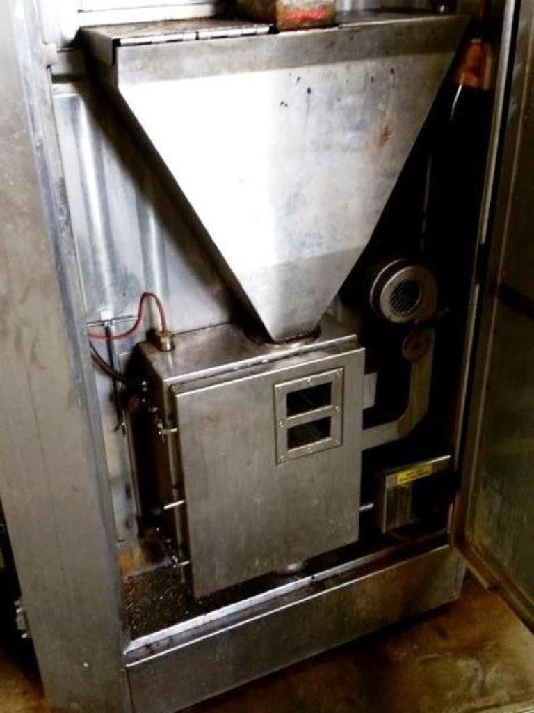 máquinas de talho em bom estado de conservação

-2