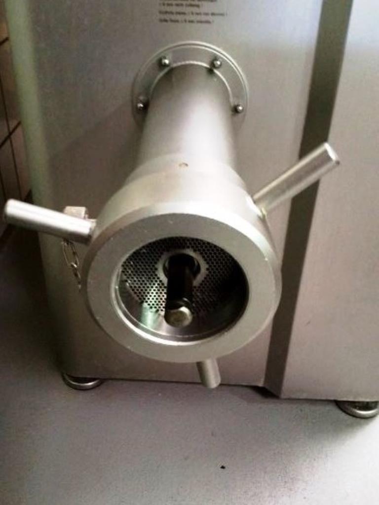 well-maintained butchery machines-2