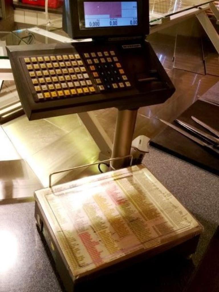 máquinas de talho em bom estado de conservação

-1