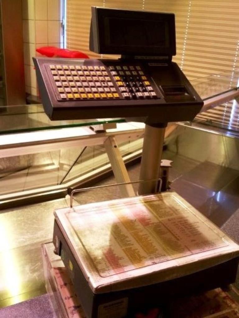 máquinas de talho em bom estado de conservação

-1