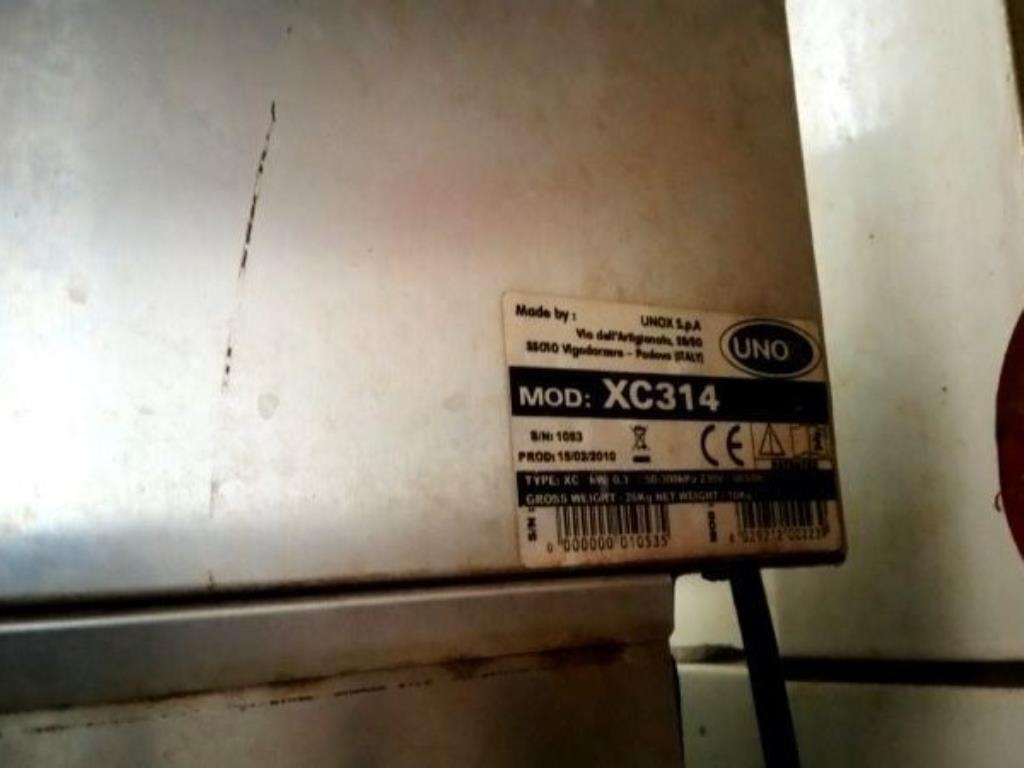 máquinas de talho em bom estado de conservação

-3