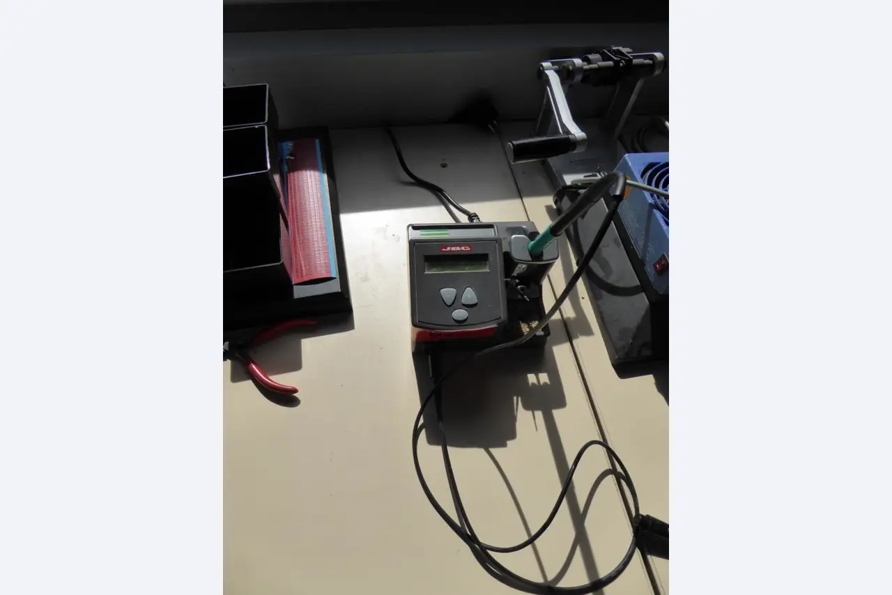 elektronische Baugruppenfertigung und Leiterplattenbestückung-1