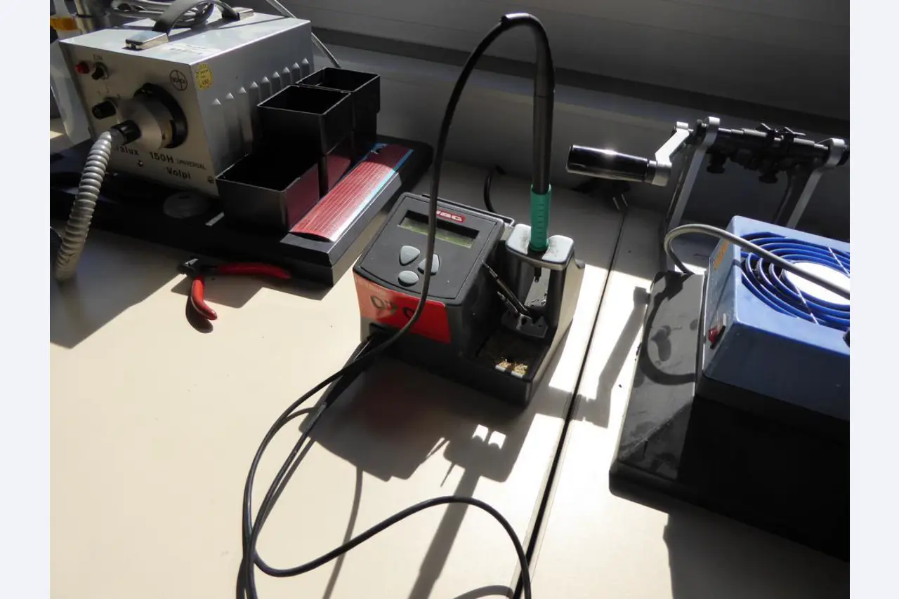 elektronische Baugruppenfertigung und Leiterplattenbestückung-2