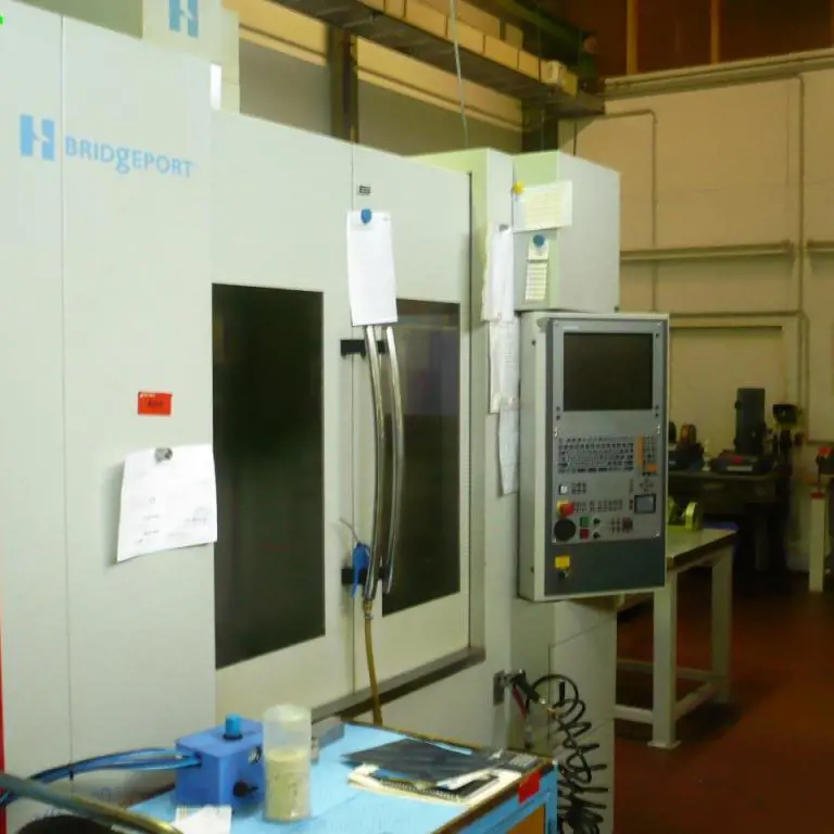 CNC-Vertikalbearbeitungszentrum Bridgeport XR1000