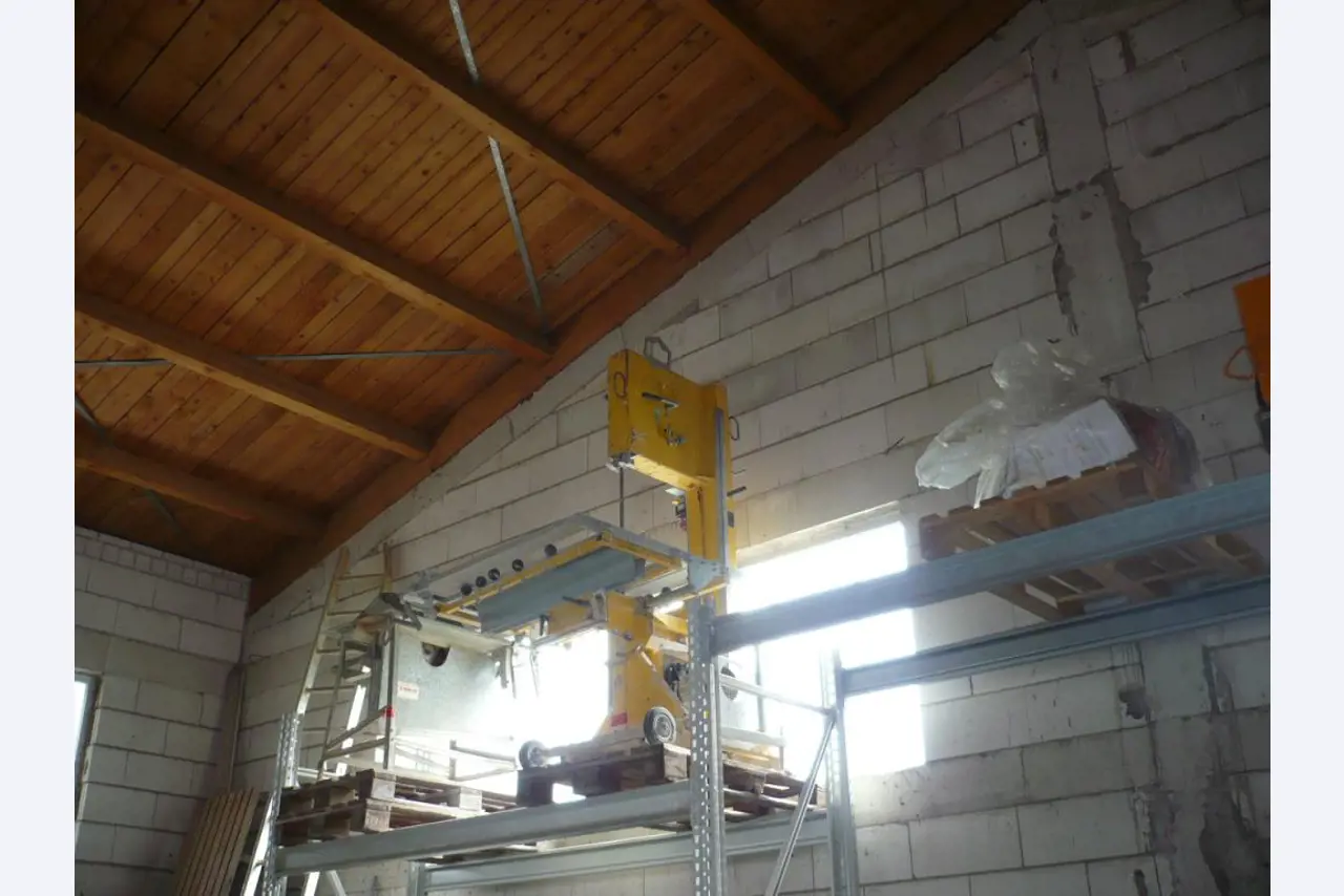 Construction machinery and equipment, hand machines, containers and vehicles-1