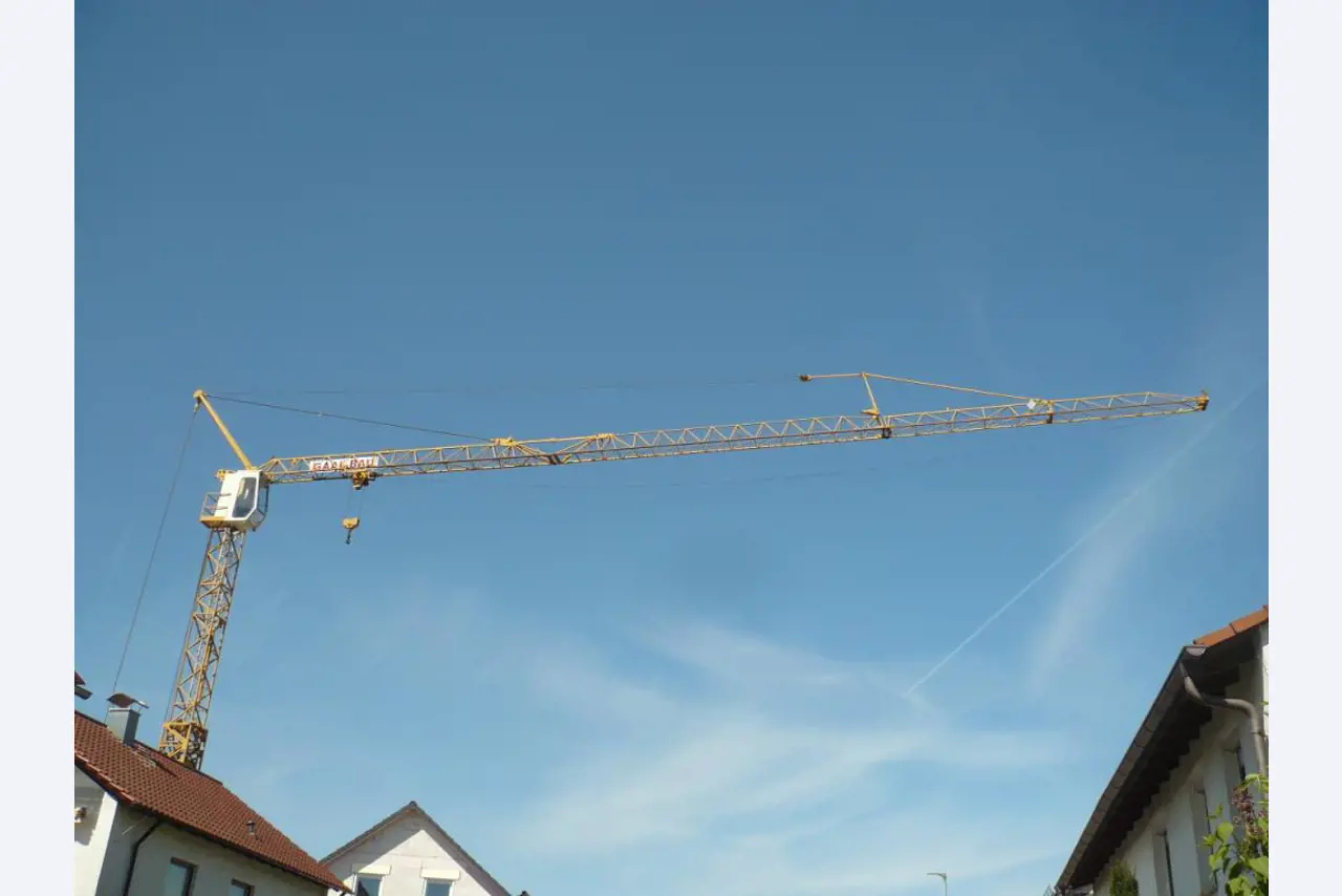 Máquinas de construção, equipamento de construção, máquinas manuais, contentores e veículos-1