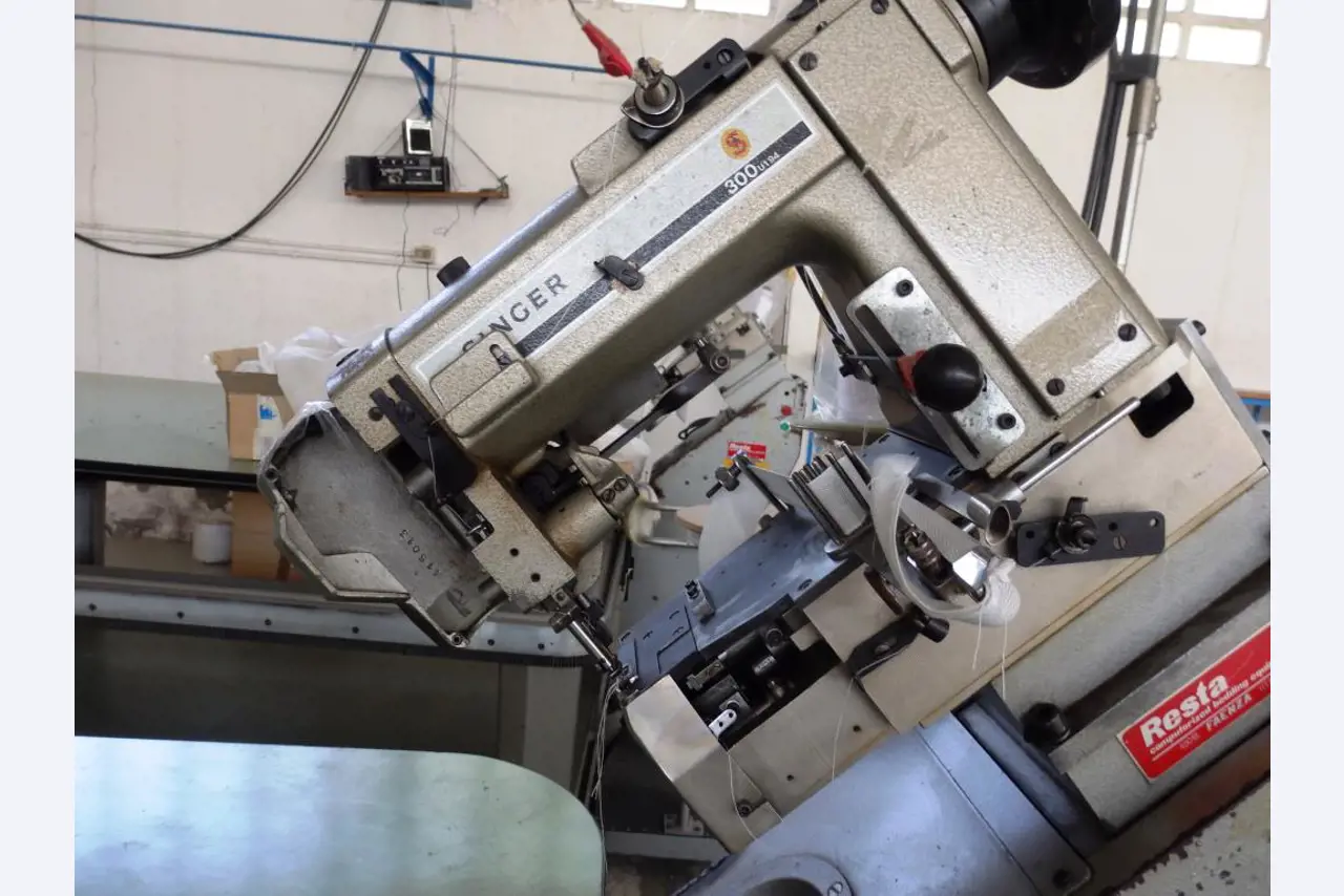 Fabricación de colchones y producto acabado.-2