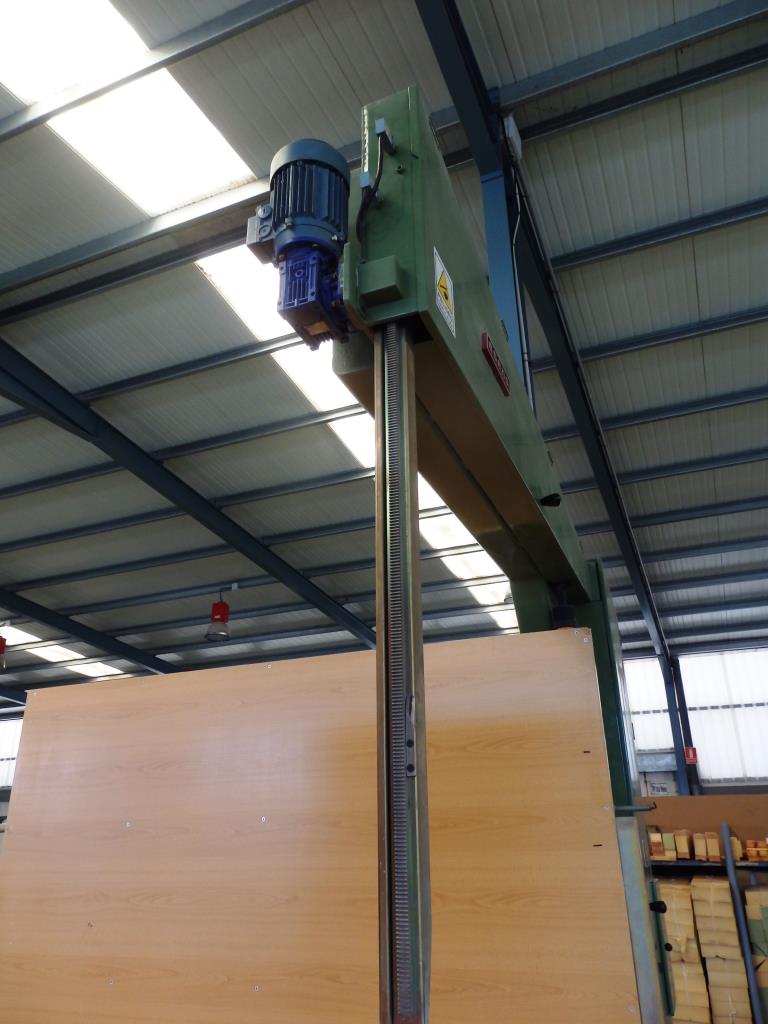 Production of mattresses, stock of mattresses and bed frames-7