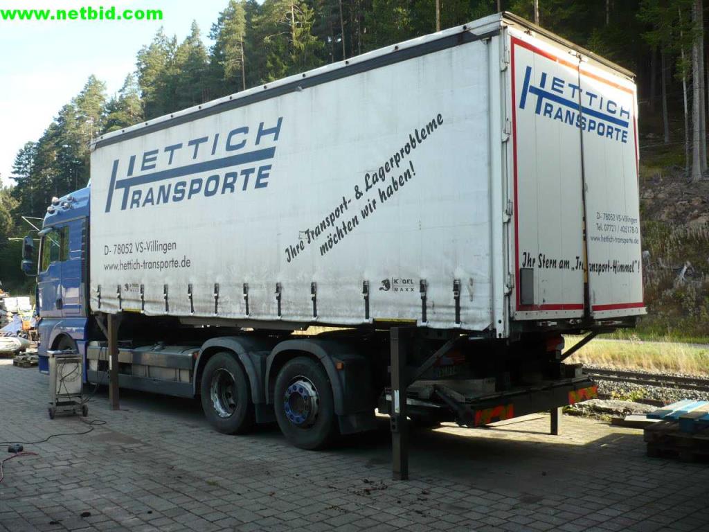 Tovornjaki, polpriklopniki, prikolice za tovornjake-2