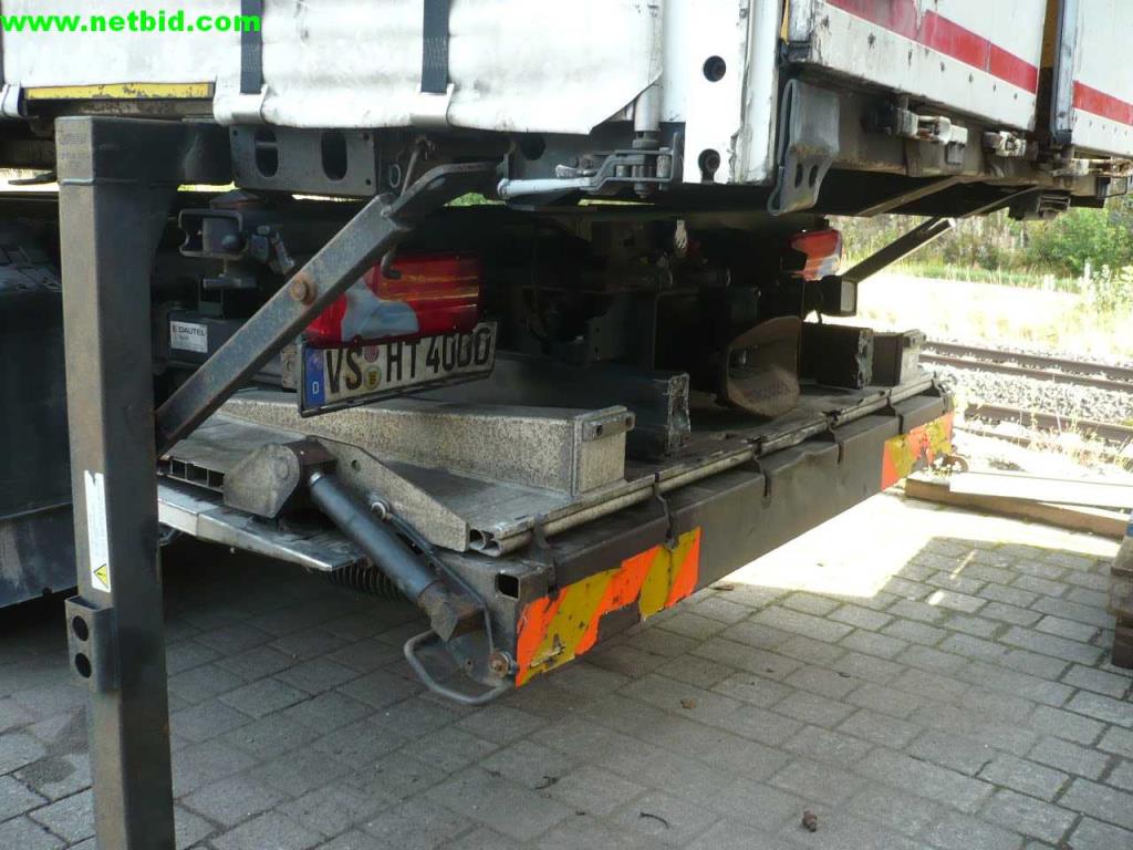 Tovornjaki, polpriklopniki, prikolice za tovornjake-3