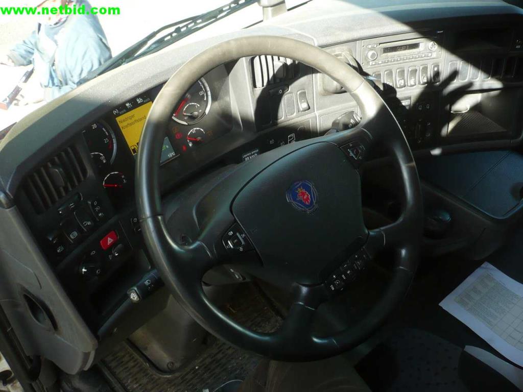 Trucks, semi-trailers, truck trailers-3