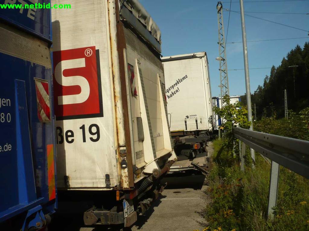 Trucks, semi-trailers, truck trailers-3