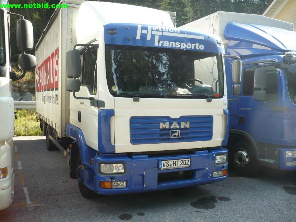 Trucks, semi-trailers, truck trailers-4