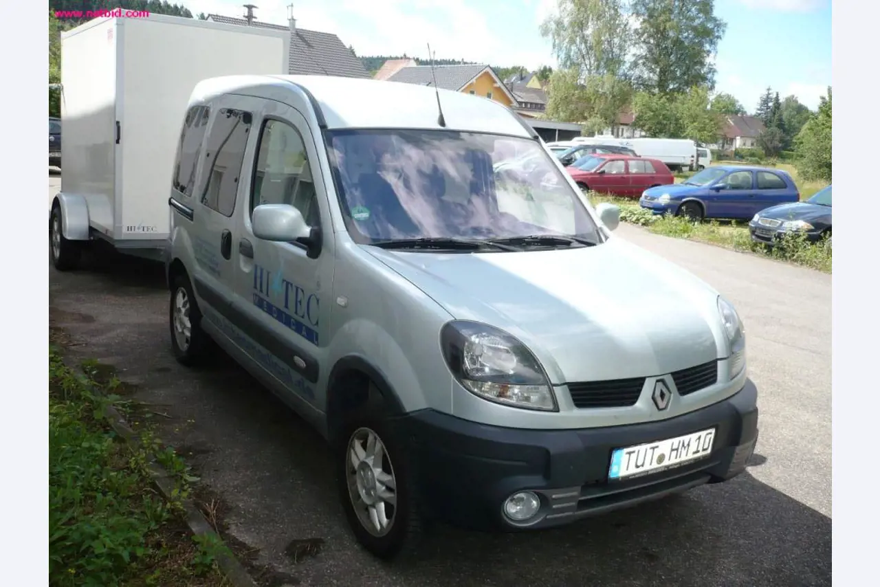 used car and single-axle trailer-1