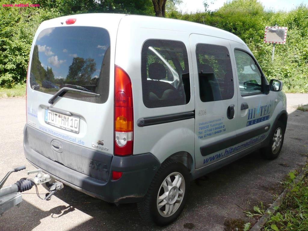 used car and single-axle trailer-5