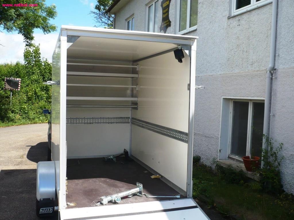 
Avtomobili in enoosne avtomobilske prikolice-5