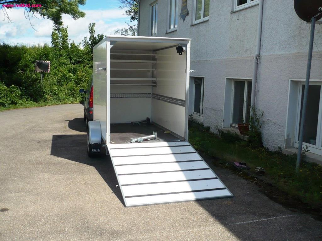 
Avtomobili in enoosne avtomobilske prikolice-6