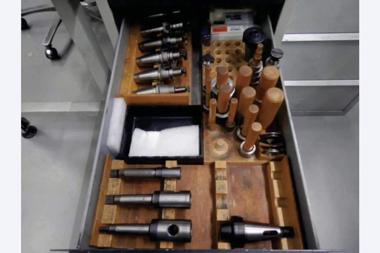 Gepflegte Bearbeitungszentren-2