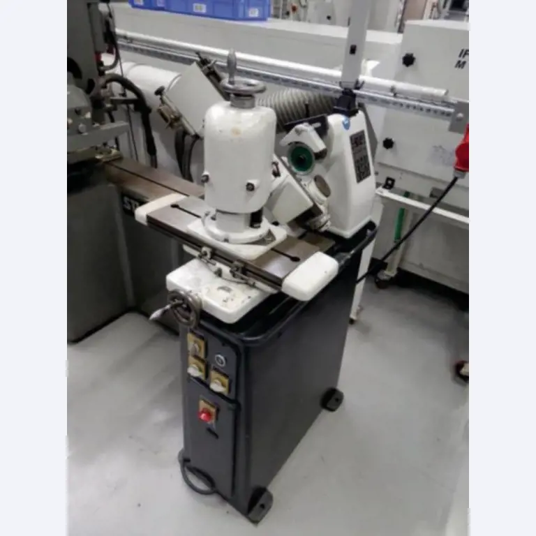 Gepflegte Bearbeitungszentren-1