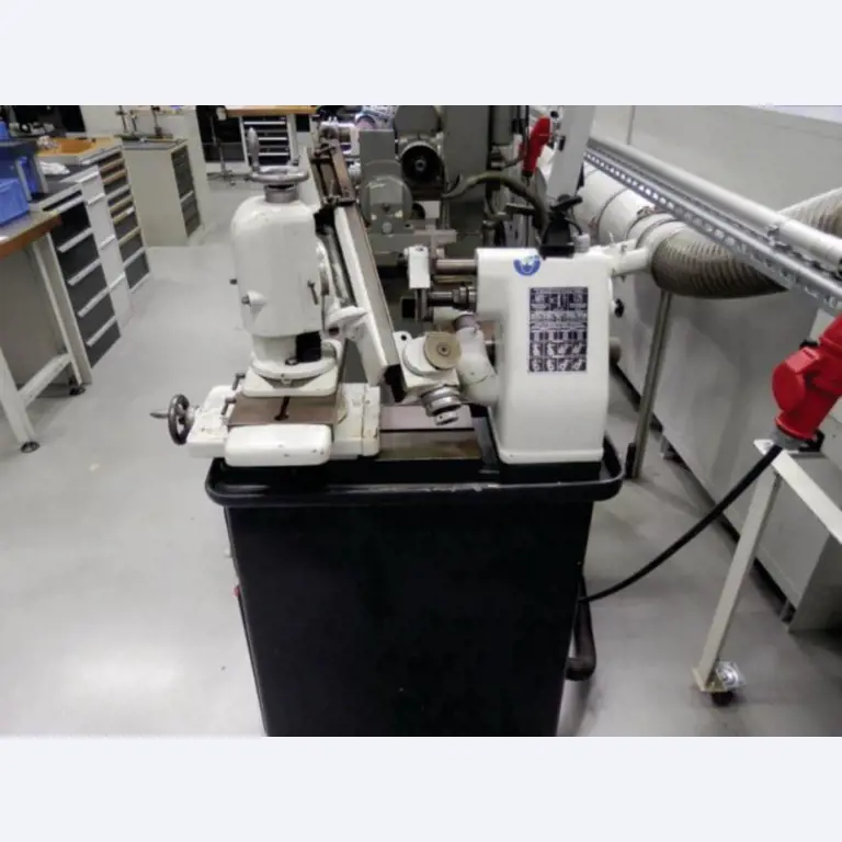 Gepflegte Bearbeitungszentren-4