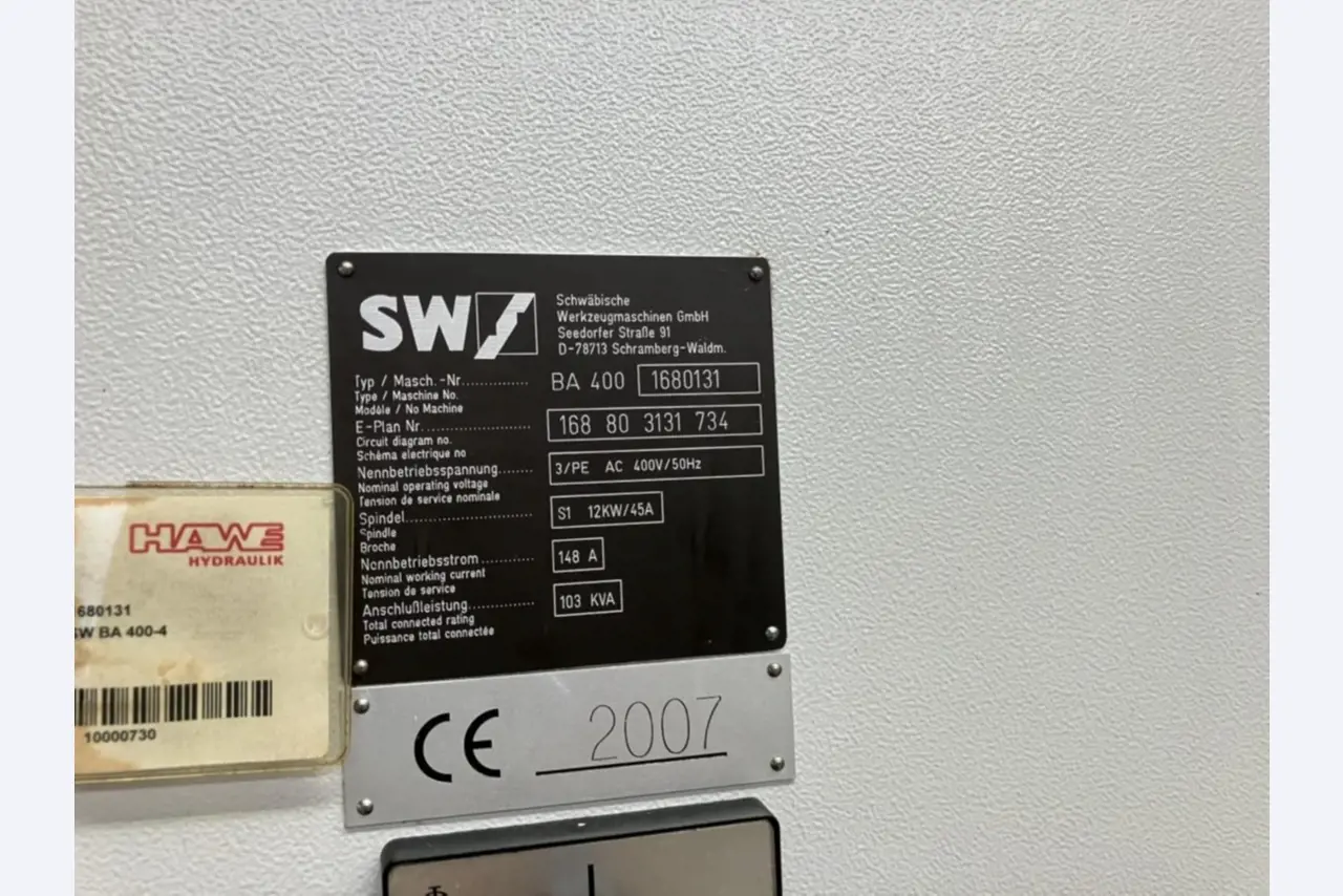 Gepflegte Bearbeitungszentren-3