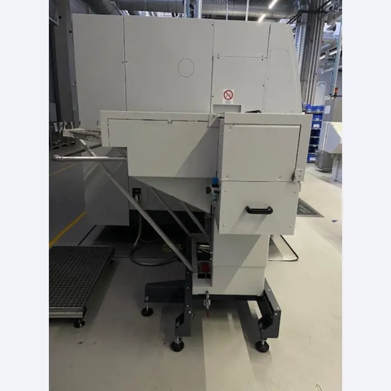 Well-maintained mechanical equipment-3